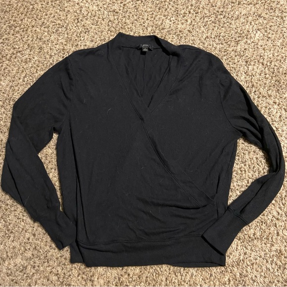 J Crew Faux Wrap Black Lightweight Sweater size M - Picture 2 of 4